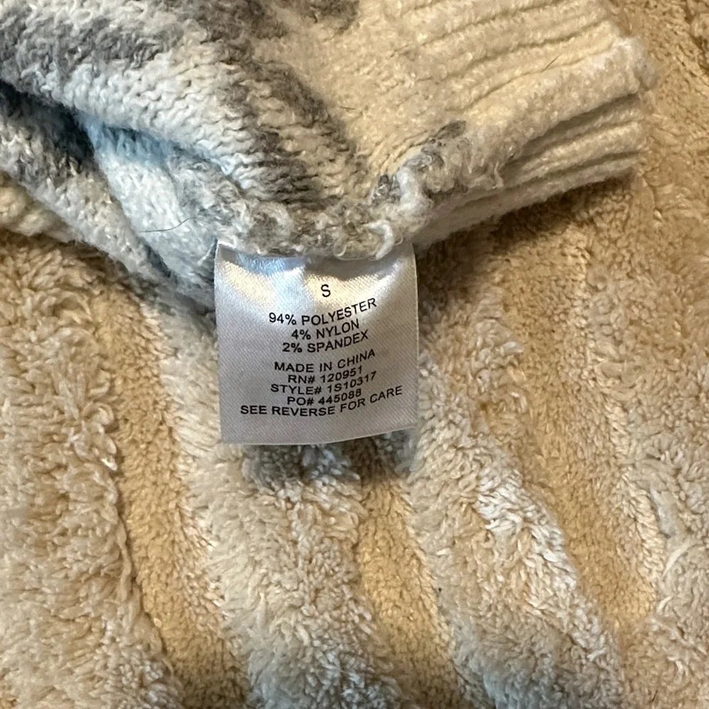 Pink Rose Gray and Hounds Tooth Cream V-Neck Sweater Vest - Picture 4 of 6